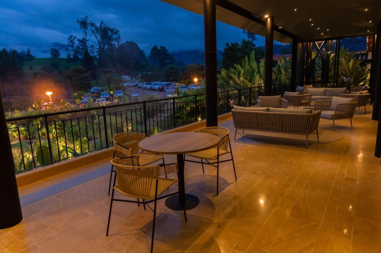 Termales El Otono Hotel La Enea Exterior photo The View